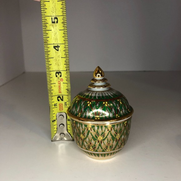 Vintage Thai Benjarong Porcelain Bowl w/Lid Hand Painted Enamel Gold - Picture 5 of 6